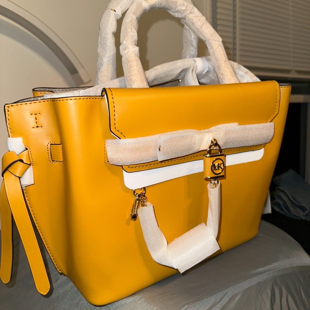 Micheal Kors Handbag